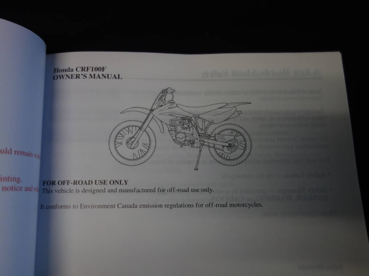 【￥800 即決】ホンダ CRF100F / 取扱説明書 / オーナーズマニュアル / 英語版 / 2010年_画像2