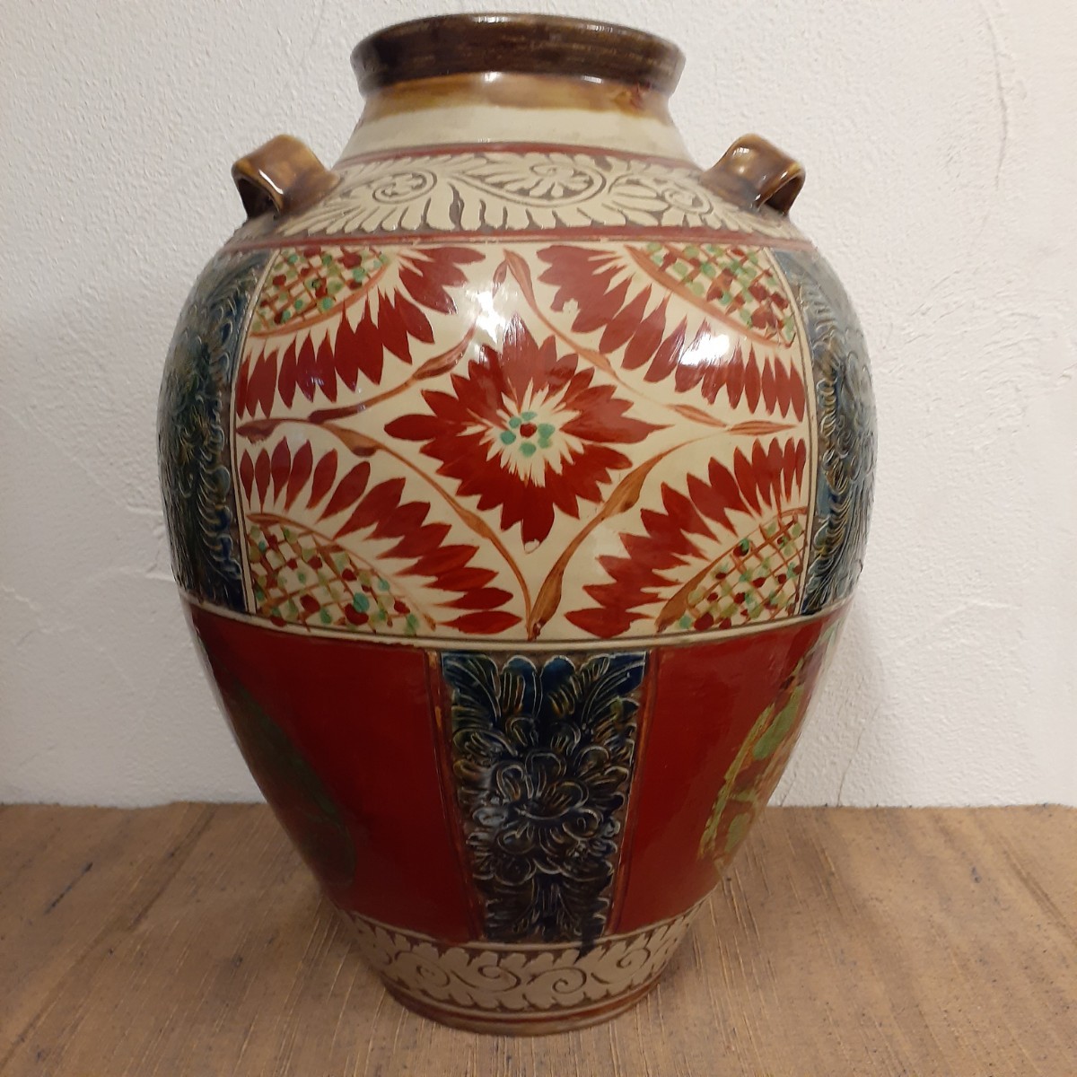 壺屋焼 新垣勲 飾壺 大型 約H44cm×30cm|Yahoo!フリマ(旧PayPay 壺屋焼 新垣勲 飾壺 大型 約H44cm×30cm|Yahoo!フリマ(旧PayPay