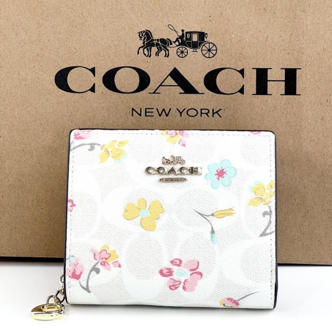 新品 コーチ COACH 財布 二つ折り レディース チョークマルチ ホワイト 二つ折り財布 花柄 未使用 レザー シグネチャー