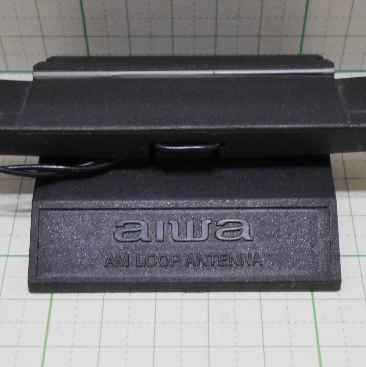 送料140円-★動作品★AMループアンテナとFMアンテナ★AMはaiwa コード長は約110cm★アイワの画像3