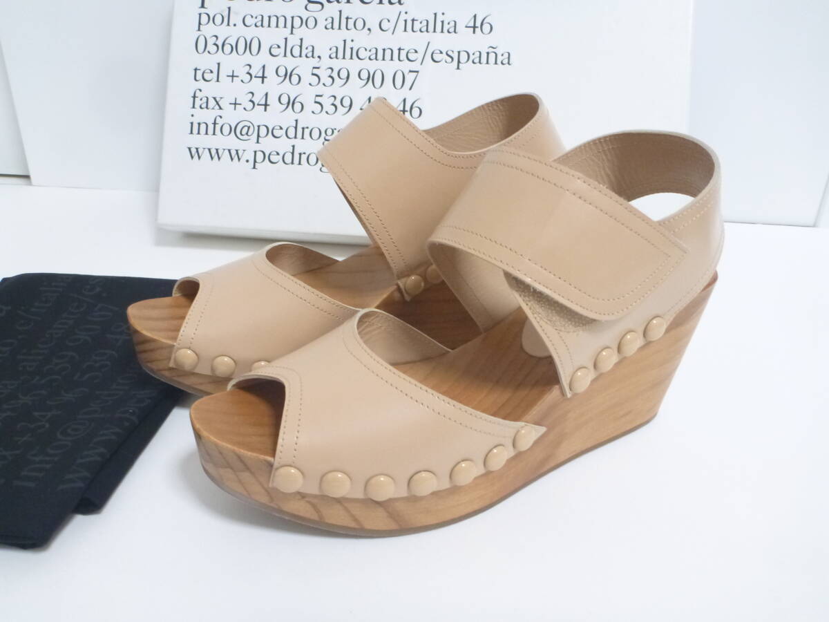9万 新品 Pedro Garcia(ペドロ・ガルシア)ベージュ×ウッドヒール ヌーディサンダル レザー 本革 35 22 22.5