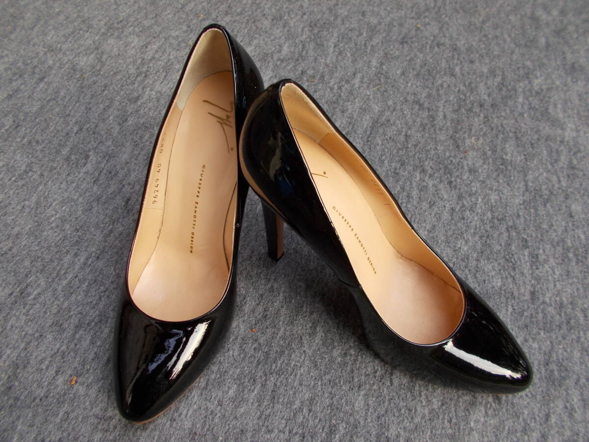 Giuseppe Zanottiジュゼッペザノッティ☆黒ヒールパンプス Giuseppe Zanottiジュゼッペザノッティ☆黒ヒールパンプス