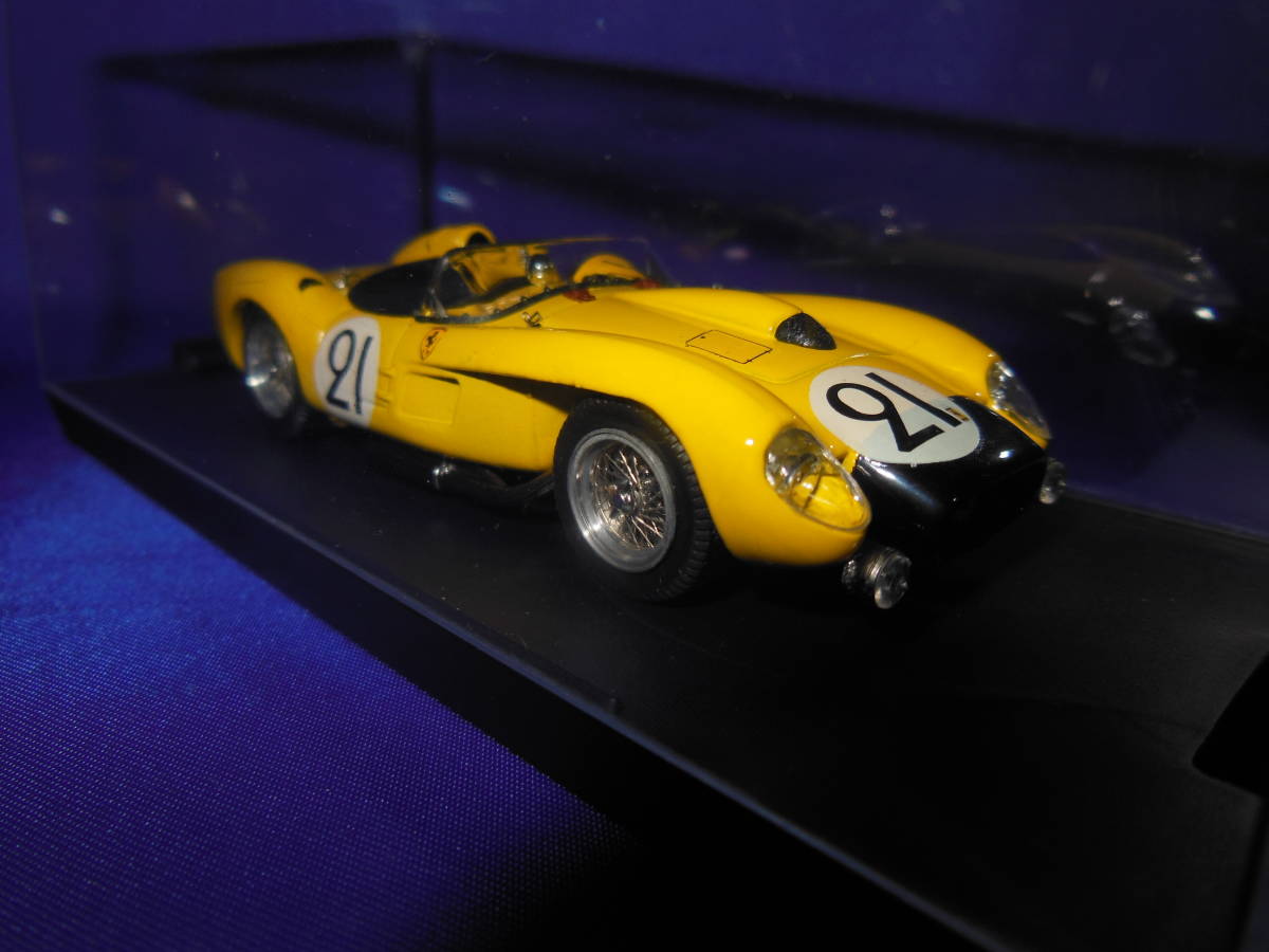 1/43　BANG　フェラーリ　FERRARI　250TR　テスタロッサ　1958年　黄　♯21　イタリア製　MADE IN ITALY_画像6