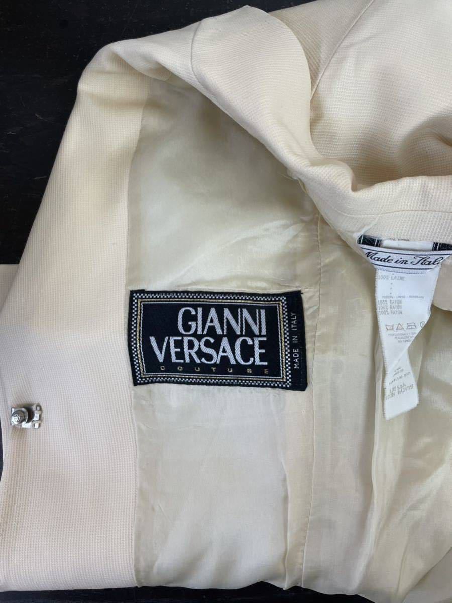 Vintage Gianni VERSACE Vintage Gianni Versace lady's cream white jacket blaser outer garment 