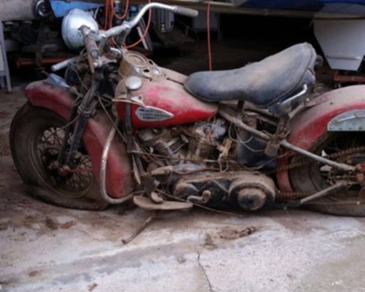 「39E KNUCKLEHEAD! A real barn find bike! アメリカンピッカー、マイク・ウルフ氏販売車輌! 」の画像1
