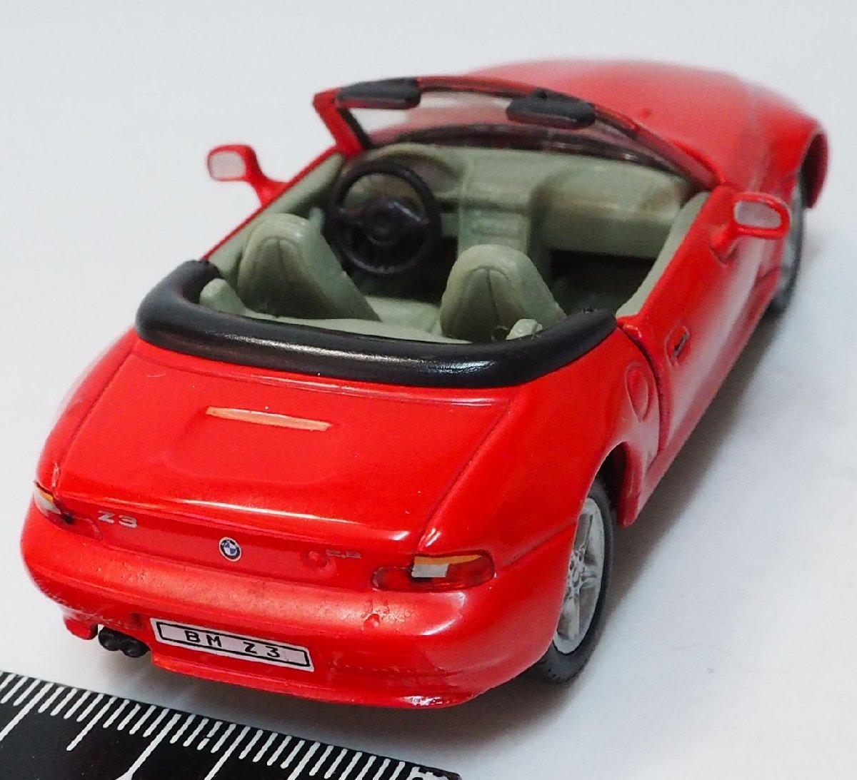 HONGWELL[BMW Z3 B.M.W. red red ]1/43 minicar # Hongwell CARARAMAkala llama [ used ] including carriage 