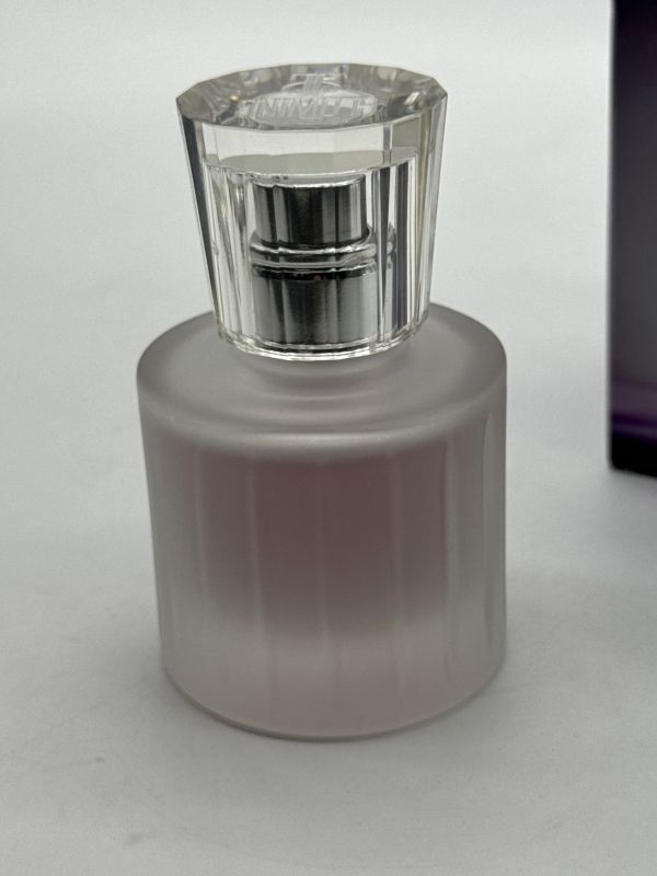 【現状品】 ジェニファーロペス オーデパルファム スプレー 30ml vaporisateur 梱包60サイズ （管12949）の画像1