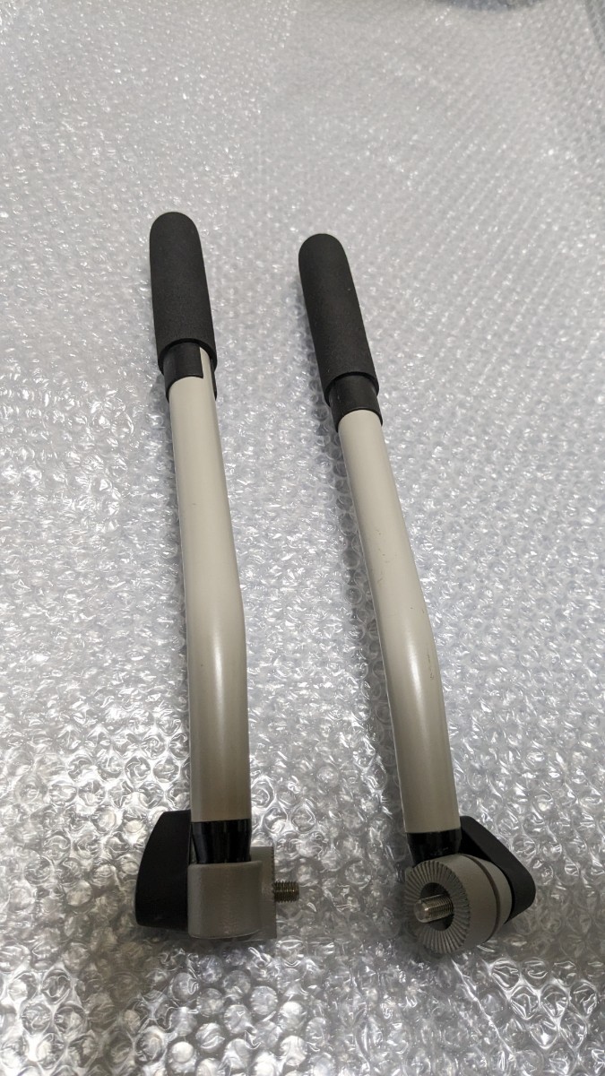 良品 Vinten パン棒 雲台 三脚 75mm 用 簿2本セット 三脚・一脚 良品 Vinten パン棒 雲台 三脚 75mm 用 簿2本セット 三脚・一脚