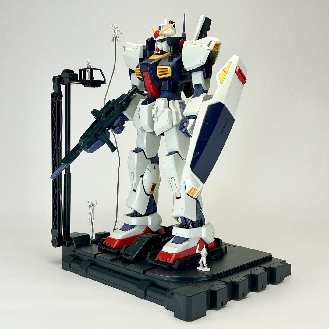 【箱なし・組み立て済み・一部塗装】MG 1/100 ガンダムMk-2 Ver.2.0（エゥーゴ）_画像1