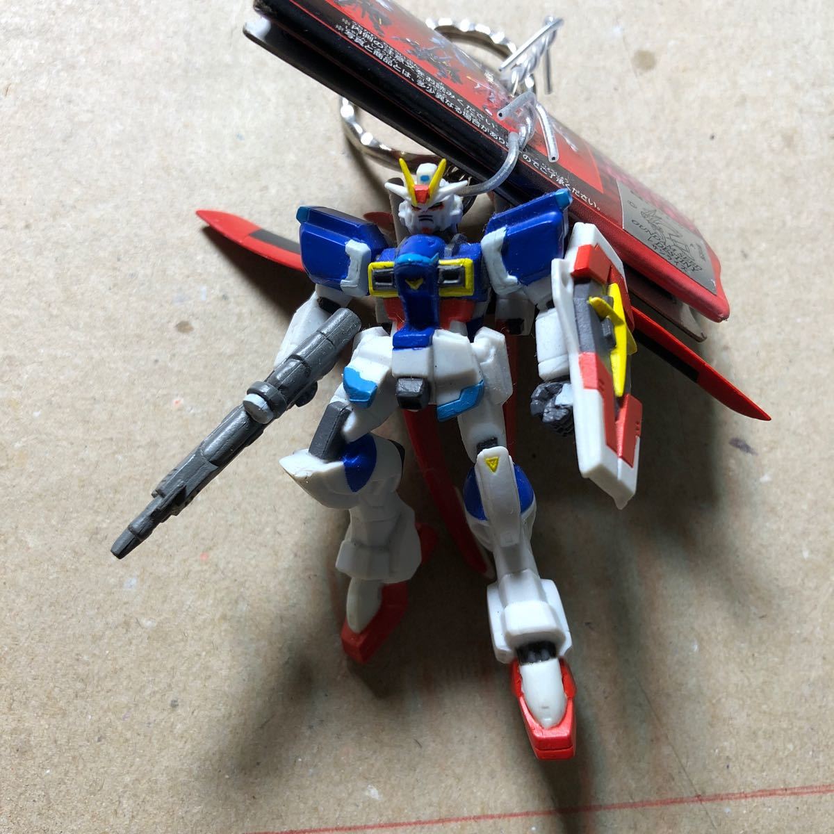 ガンダムSEED DESTINY フィギュア キーホルダー_画像1