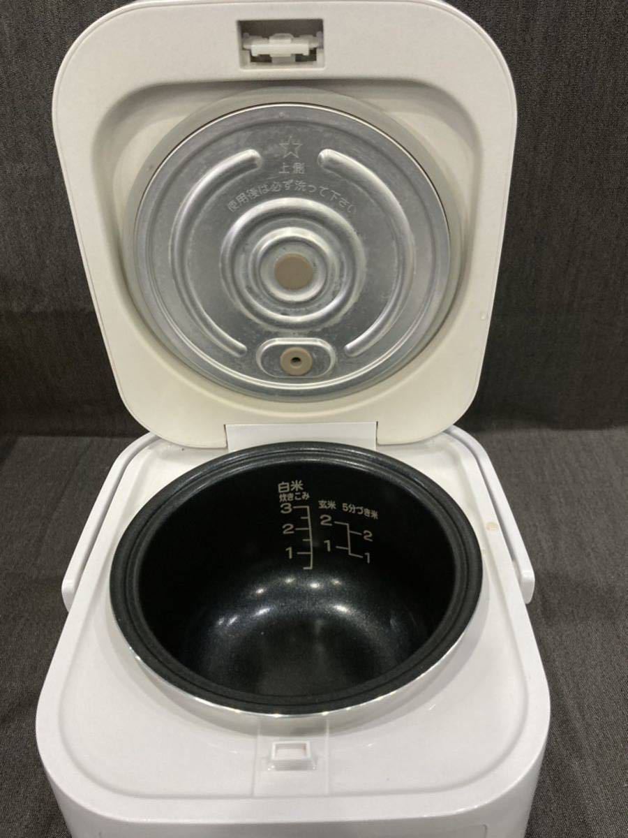 【2013年製】Haier ハイアール JJ-M30A（W）マイコンジャー炊飯器 3合 最大炊飯容量 0.54L よ_画像8