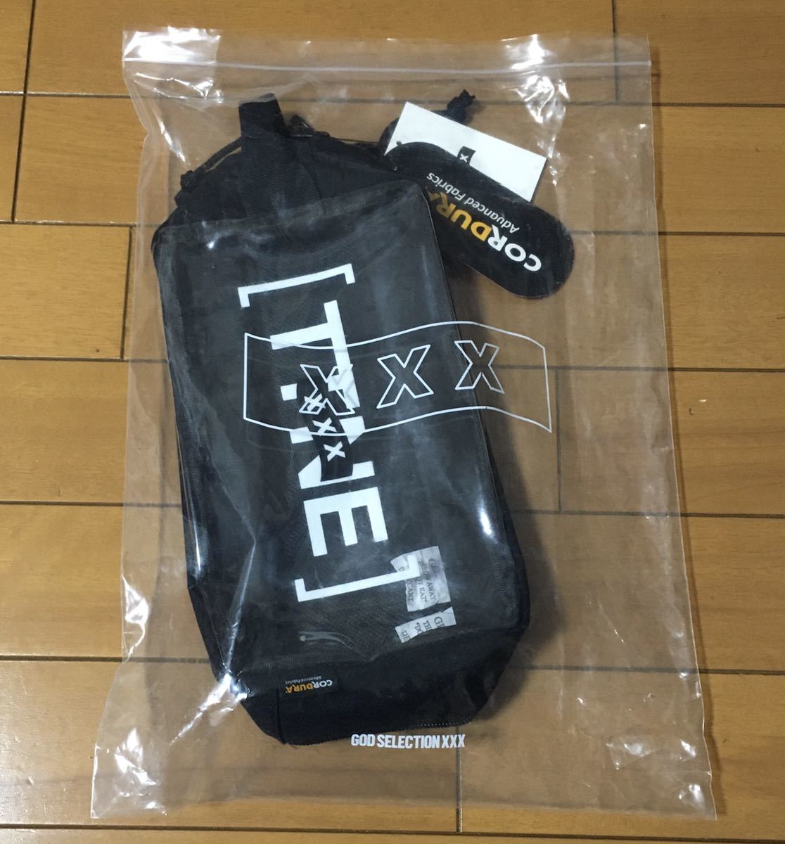 『新品』GOD SELECTION XXX ×［TTNE］★サウナポーチ バッグ★ブラック 黒 Cordura ボディバッグ_画像2