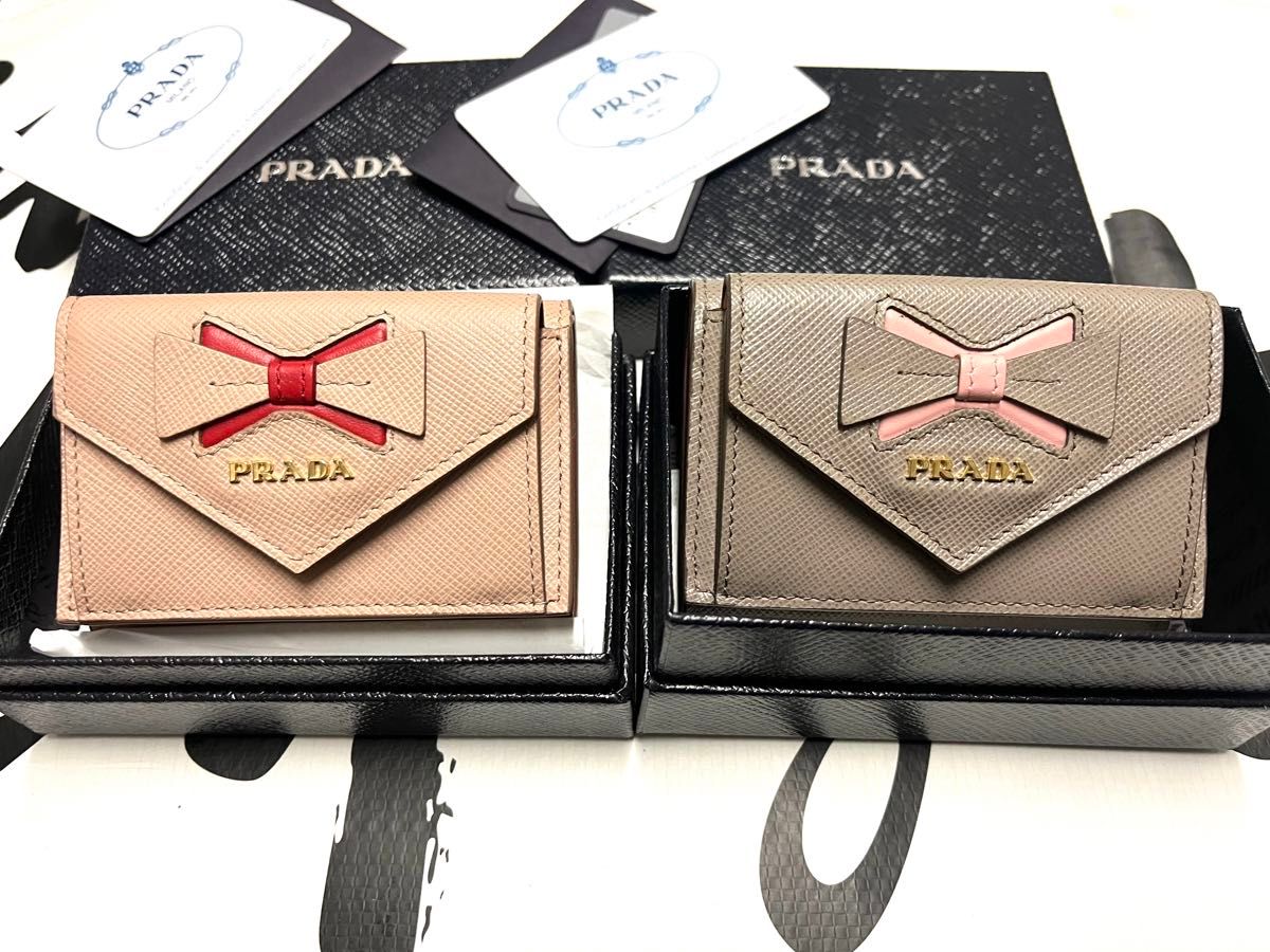 PRADA専用箱付き 新品 プラダ PRADA リボン ロゴ 三つ折り財布 PRADA専用箱付き 新品 プラダ PRADA リボン ロゴ 三つ折り財布