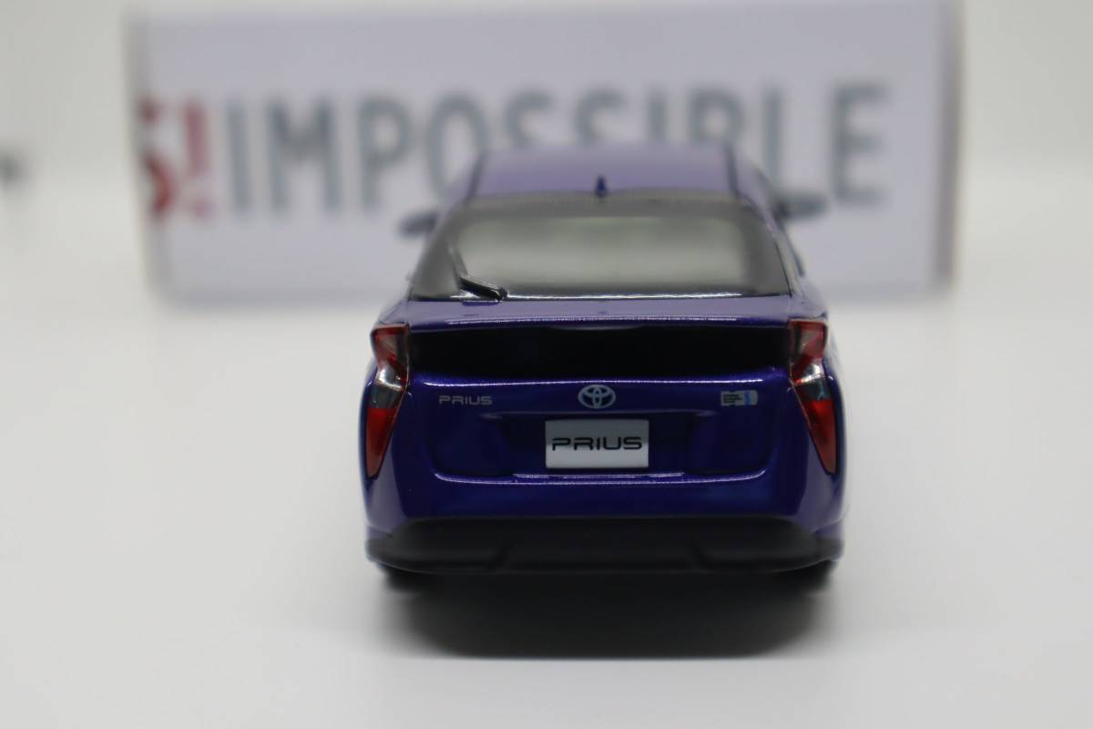 J0938 T　L　 トヨタ・プリウス 1/30スケールミニカー ８W7 ダークブルーマイカメタリック　非売品　PRIUS IMPOSSIBLE 未使用_画像5