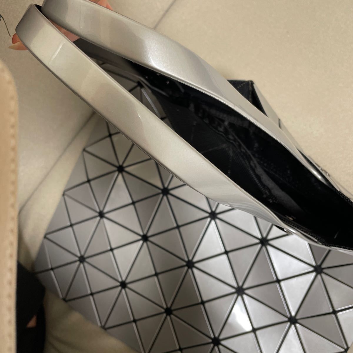 BAOBAO ISSEY MIYAKE イッセイミヤケ バオバオ シルバー ハンドバッグ _画像6