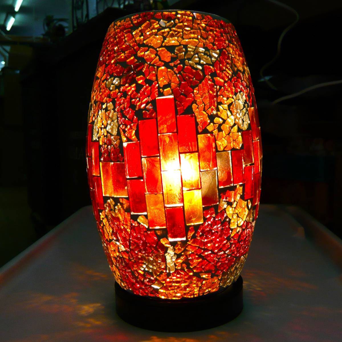 モザイクランプ　クリムト　レッド　ステンドグラス　間接照明　ランプ　フロアランプ　ライト　モザイク　ガラス　ステンドガラス　赤