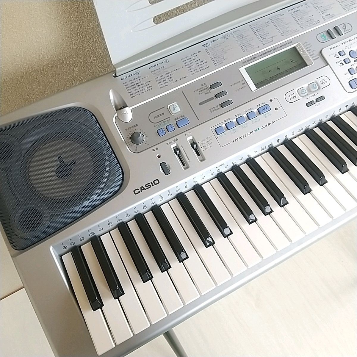 CASIO カシオ　CTK-591 電子ピアノ　スタンド 譜面台付き_画像2