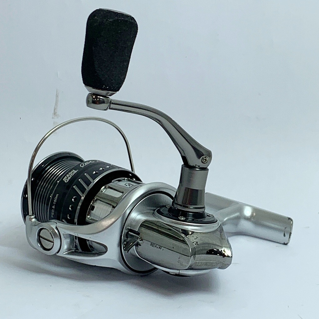 ★★ Abu Garcia アブガルシア REVO ALX 2500SH スピニングリール　本体のみ やや傷や汚れあり_画像6