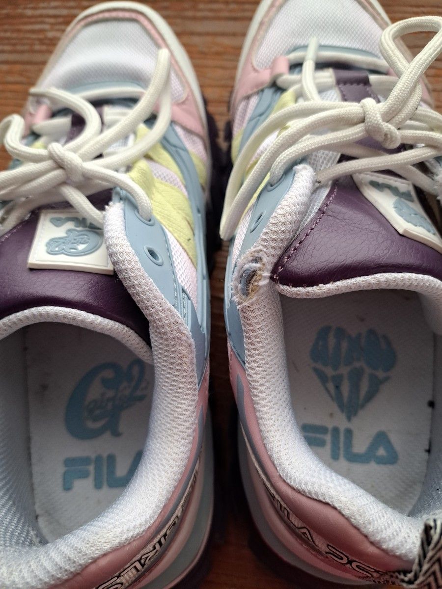 FILA  Atmos pinkコラボ スニーカー