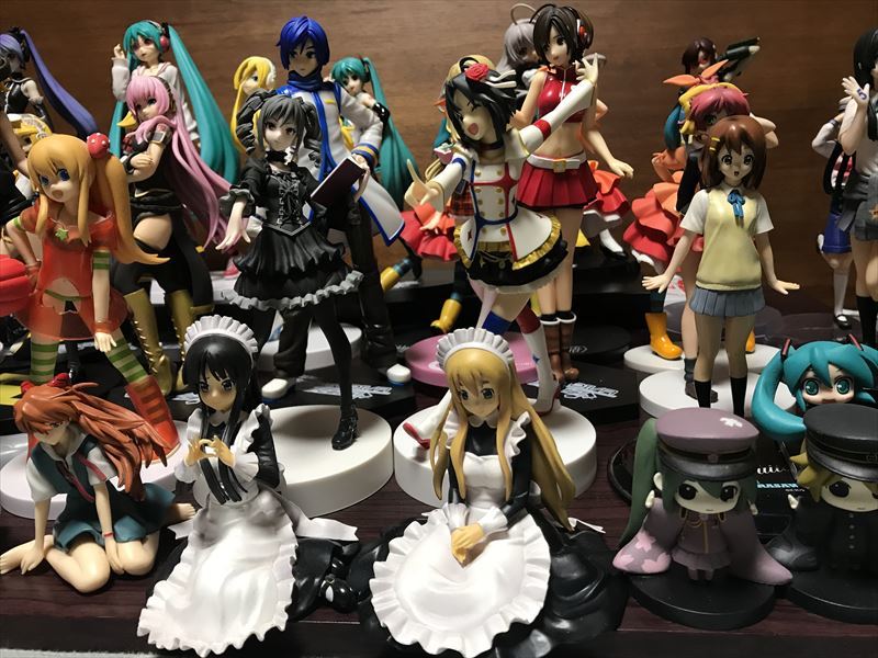 【戎克】美少女 模型啟封品40尊以上 歸結賣初唱miku 鏡音磷 ren 超時空要塞輕音少女 EVA等 原文:【ジャンク】美少女　フィギュア　開封品40体以上　まとめ売り　初音ミク　鏡音リン　レン　マクロス　けいおん　エヴァ等