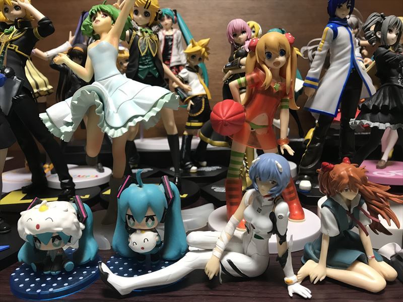 【戎克】美少女 模型啟封品40尊以上 歸結賣初唱miku 鏡音磷 ren 超時空要塞輕音少女 EVA等 原文:【ジャンク】美少女　フィギュア　開封品40体以上　まとめ売り　初音ミク　鏡音リン　レン　マクロス　けいおん　エヴァ等