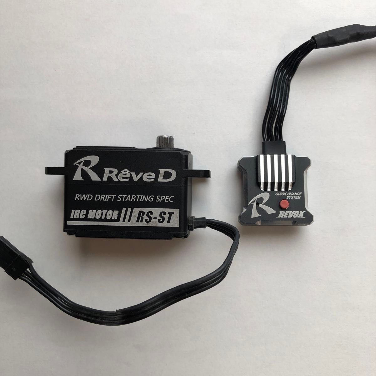 Reve D REVOX ジャイロ　RS-STサーボセット