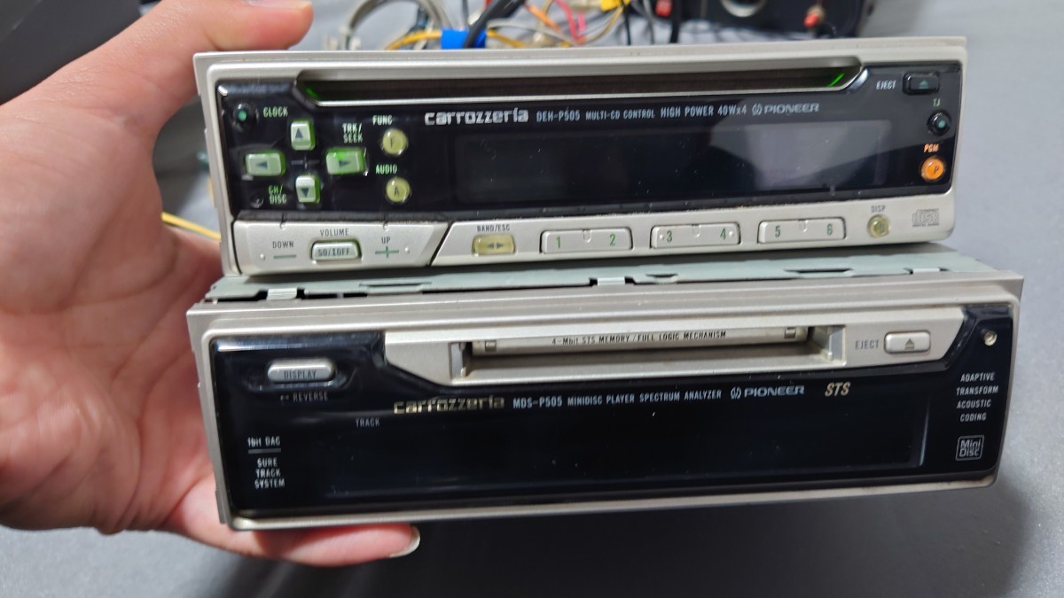 Yahoo!オークション - カロッツェリア DEH-P505 + MDS-P505 Yahoo!オークション - カロッツェリア DEH-P505 + MDS-P505