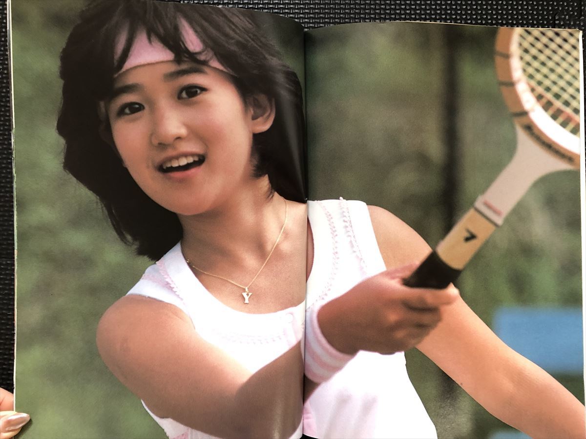 Yahoo!オークション - 岡田有希子 Special 1984年8月15日 発行