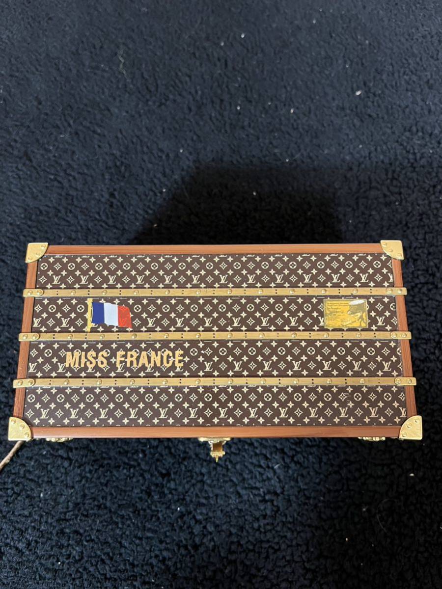 LOUIS VUITTON ルイヴィトンノベルティ MISS FRANCE ミス フランス M99408トランク オブジェ ペーパーウェイト 限定_画像5