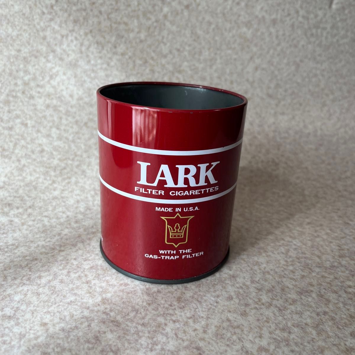 ラークの缶 昭和レトロ LARK ラーク 灰皿タバコ たばこ ラークの缶 昭和レトロ LARK ラーク 灰皿タバコ たばこ