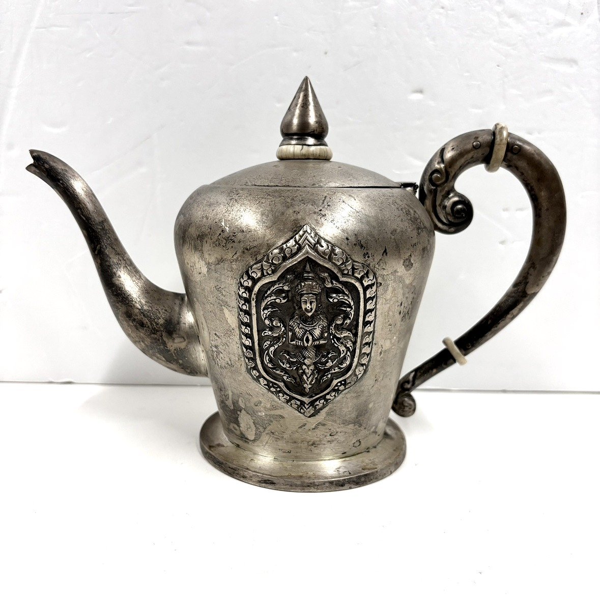 2024年新作入荷 IN MADE STERLING ティーポット 銀製 【41】【併売・店頭引取可】旧シャム王国 SIAM 長期保管品 伝統工芸 高級 テーブルウェア 312.8g 刻印 その他