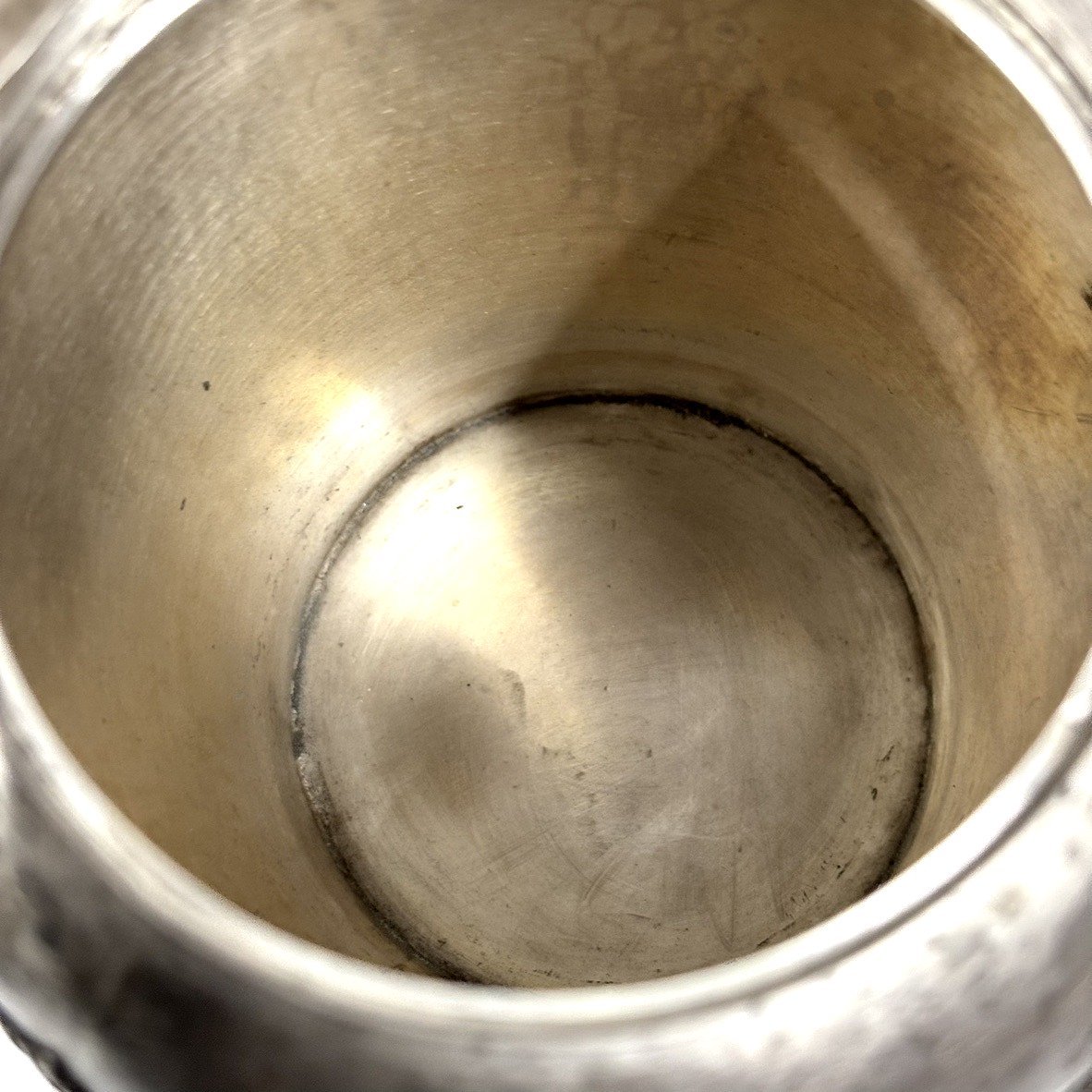 【41】【併売・店頭引取可】旧シャム王国 銀製 ティーポット STERLING MADE IN SIAM 刻印 312.8g テーブルウェア 高級 伝統工芸 長期保管品