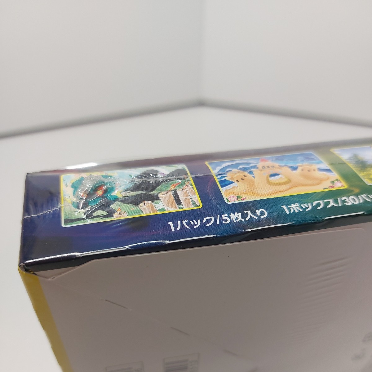 シュリンク付き 2BOX 新品 未開封 ポケモンカード　ポケモンカードゲーム ソード＆シールド 強化拡張パック イーブイヒーローズ box ポケカ_こちらも内側に凹んでいます