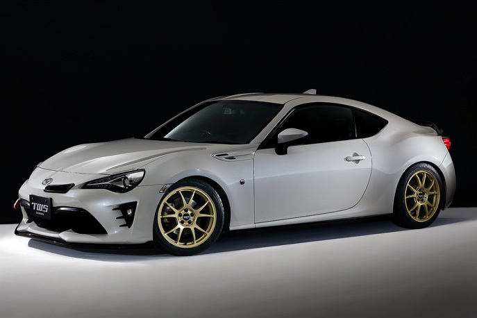 TWS TWS T66-F フラットゴールド 17インチ 4H100 8J+34 1本 67 業販4本購入で送料無料_画像2