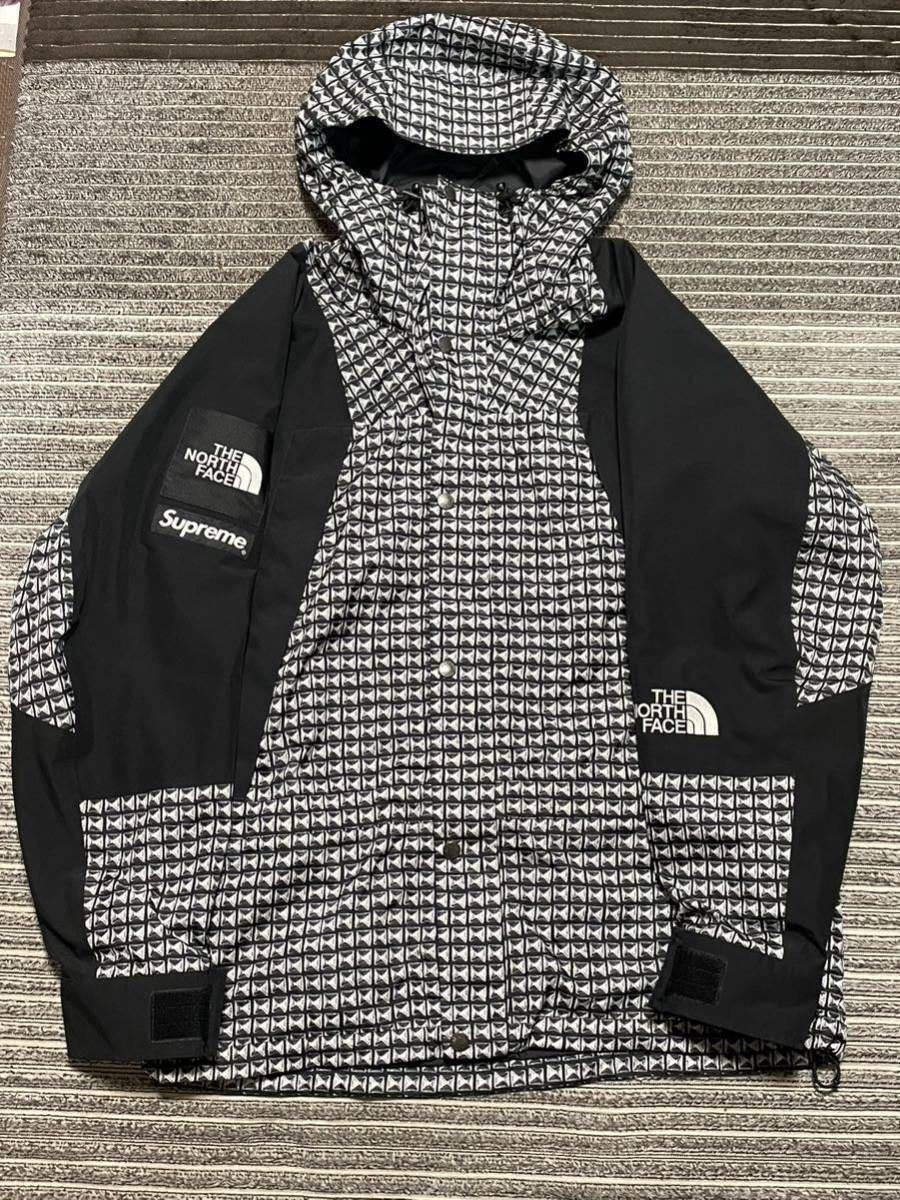 ※超美で稀少なMサイズ 21ss Supreme The North Face Studded Mountain Light Jacket black ノースフェイス スタッズ マウンテンジャケット_画像1