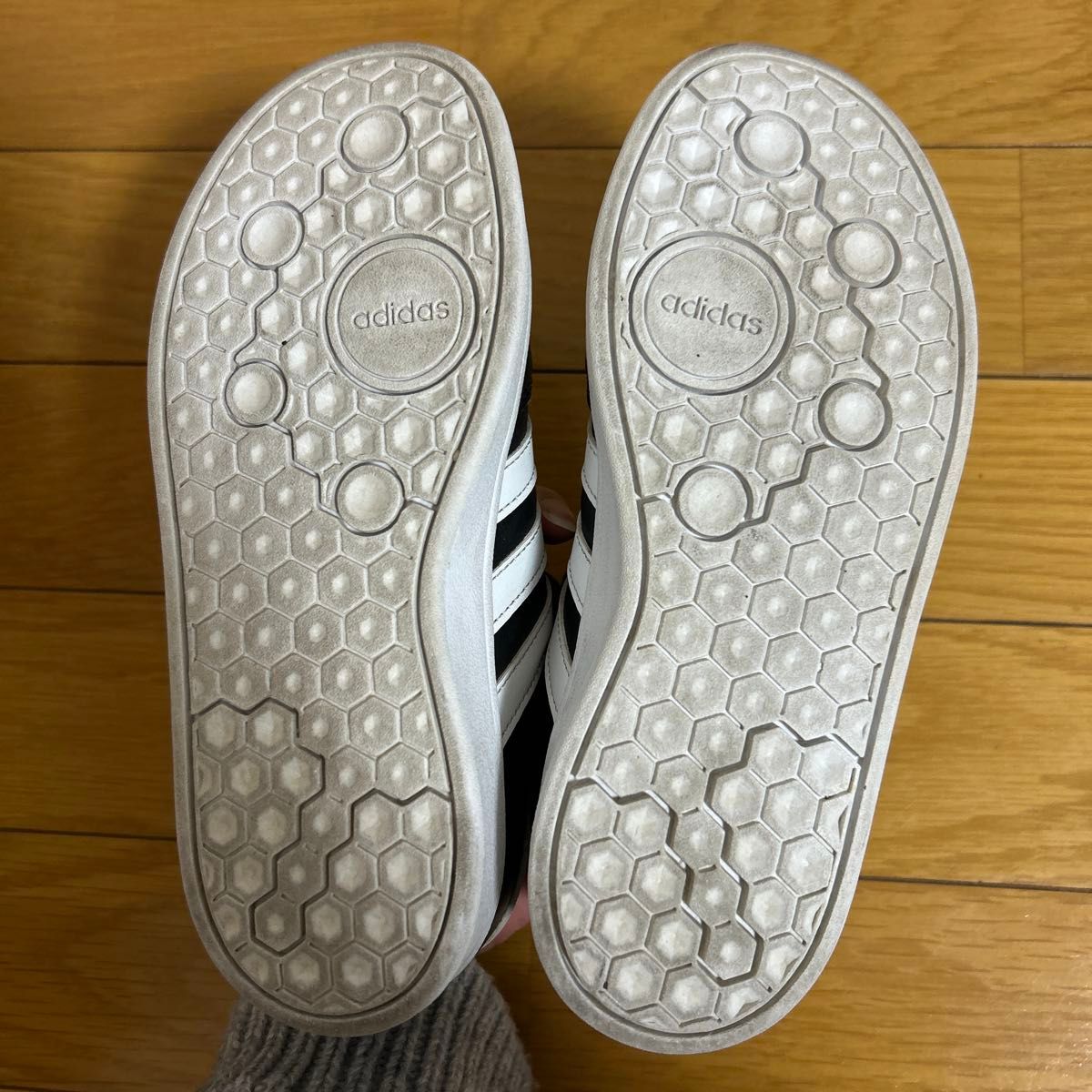 adidas アディダス スニーカー 19㎝ キッズスニーカー