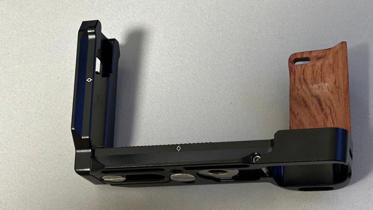 エ*レ様 短時間使用 SONY α6400 ILCE 6400L ケース フィル SONY α6400 パワーズームレンズキット ILCE-6400Lをレビュー