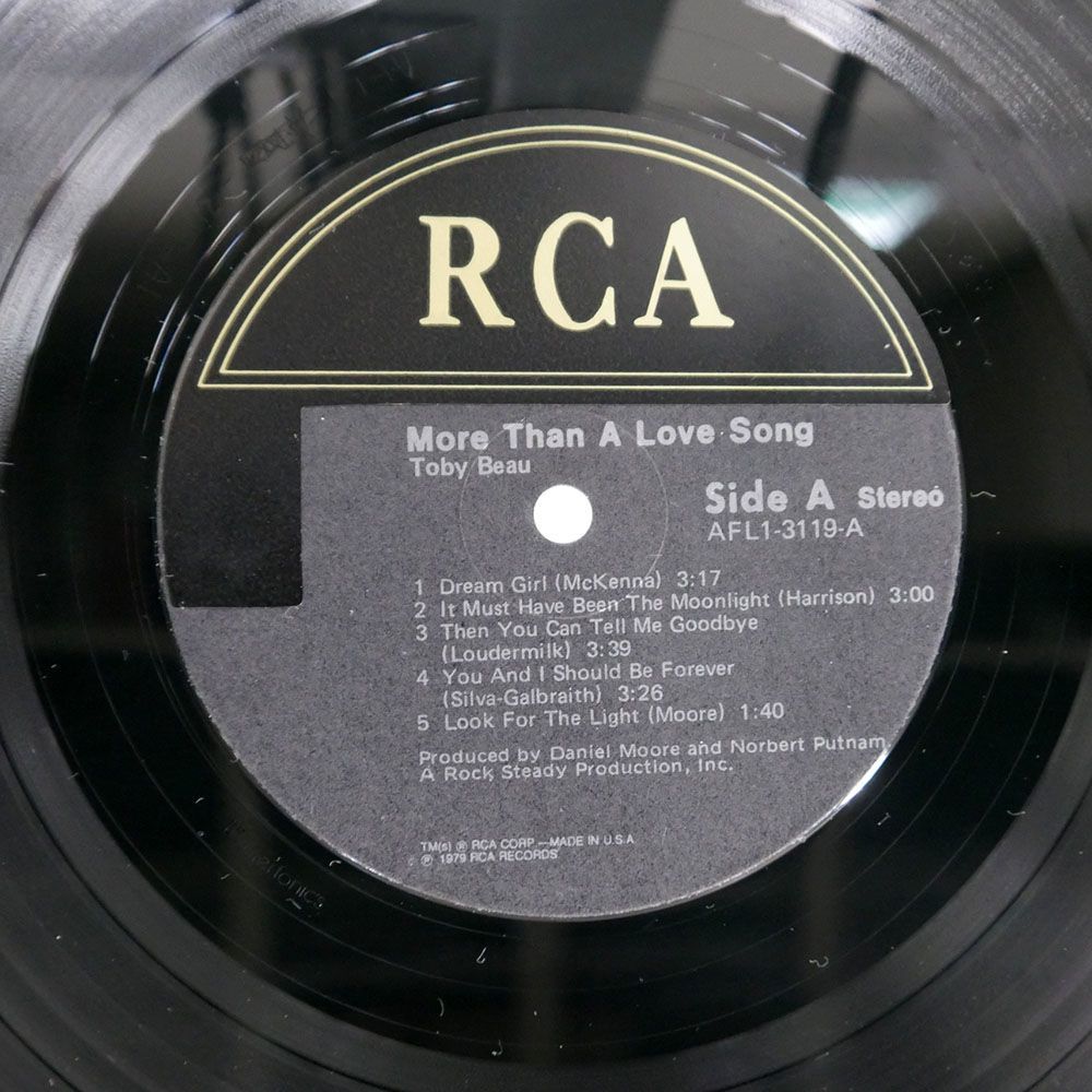 米 TOBY BEAU/MORE THAN A LOVE SONG/RCA VICTOR AFL13119 LP_画像2