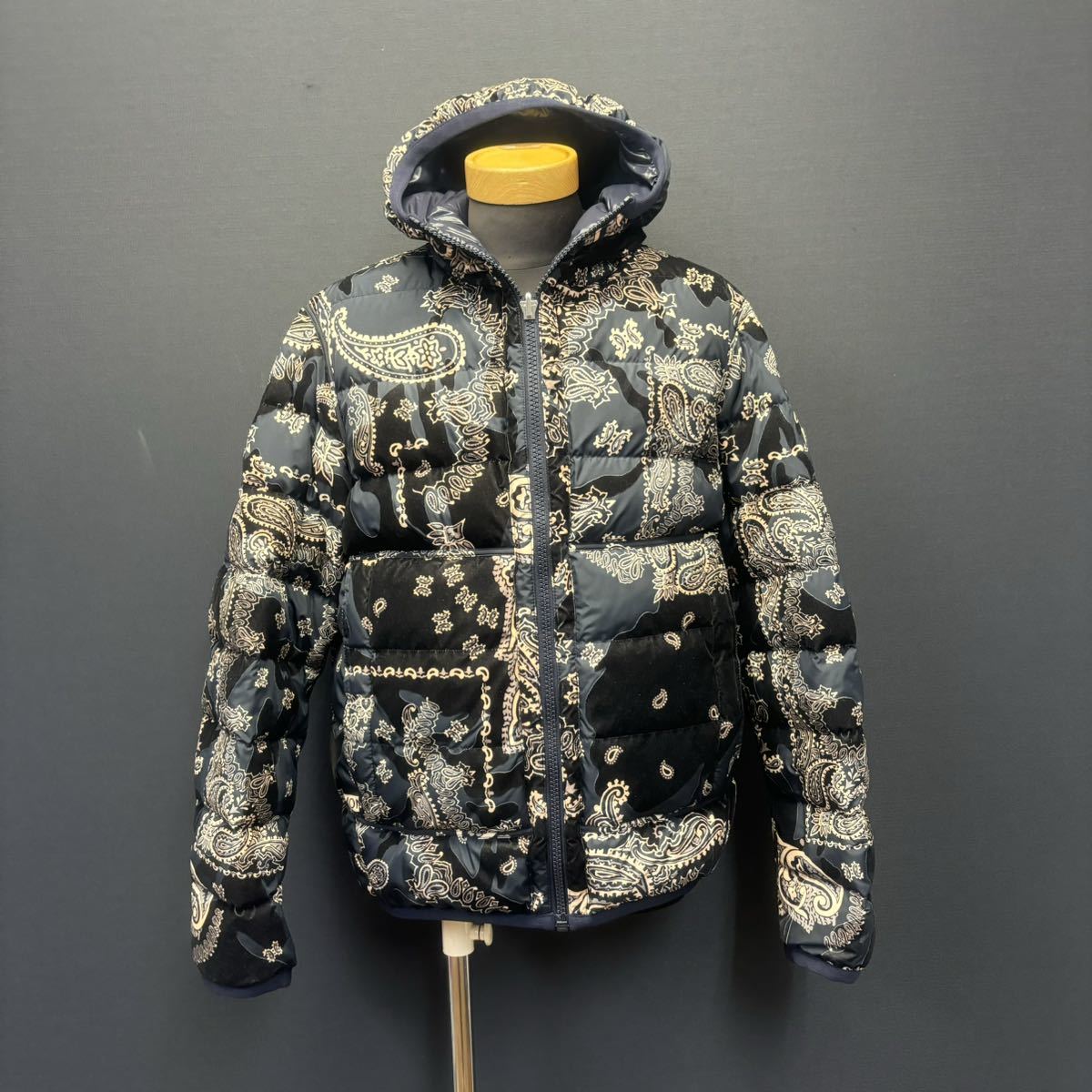 MONCLER FREVILLE REVERSIBLE DOWN JACKET モンクレール フレビル リバーシブル ダウンジャケット size 1 ペイズリー柄