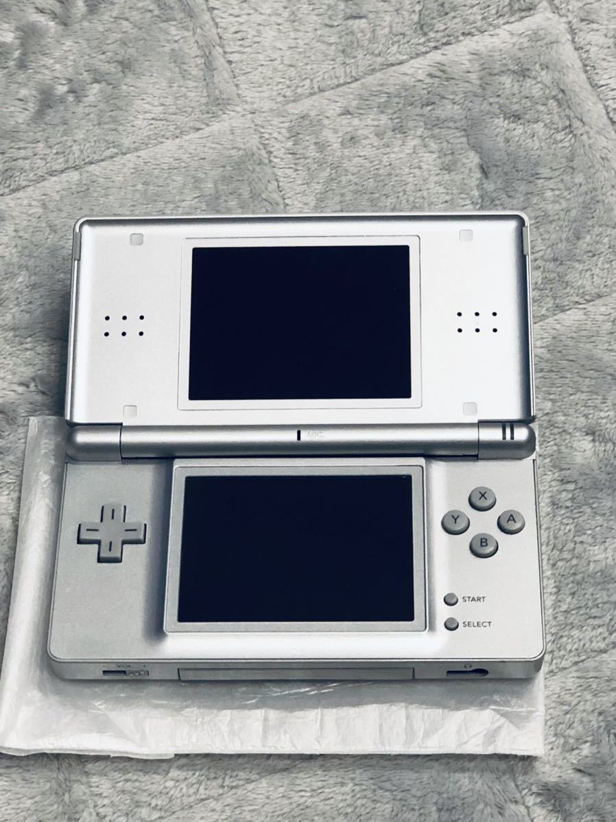  Nintendo DS lite блеск серебряный почти не использовался дополнение бесплатная доставка 