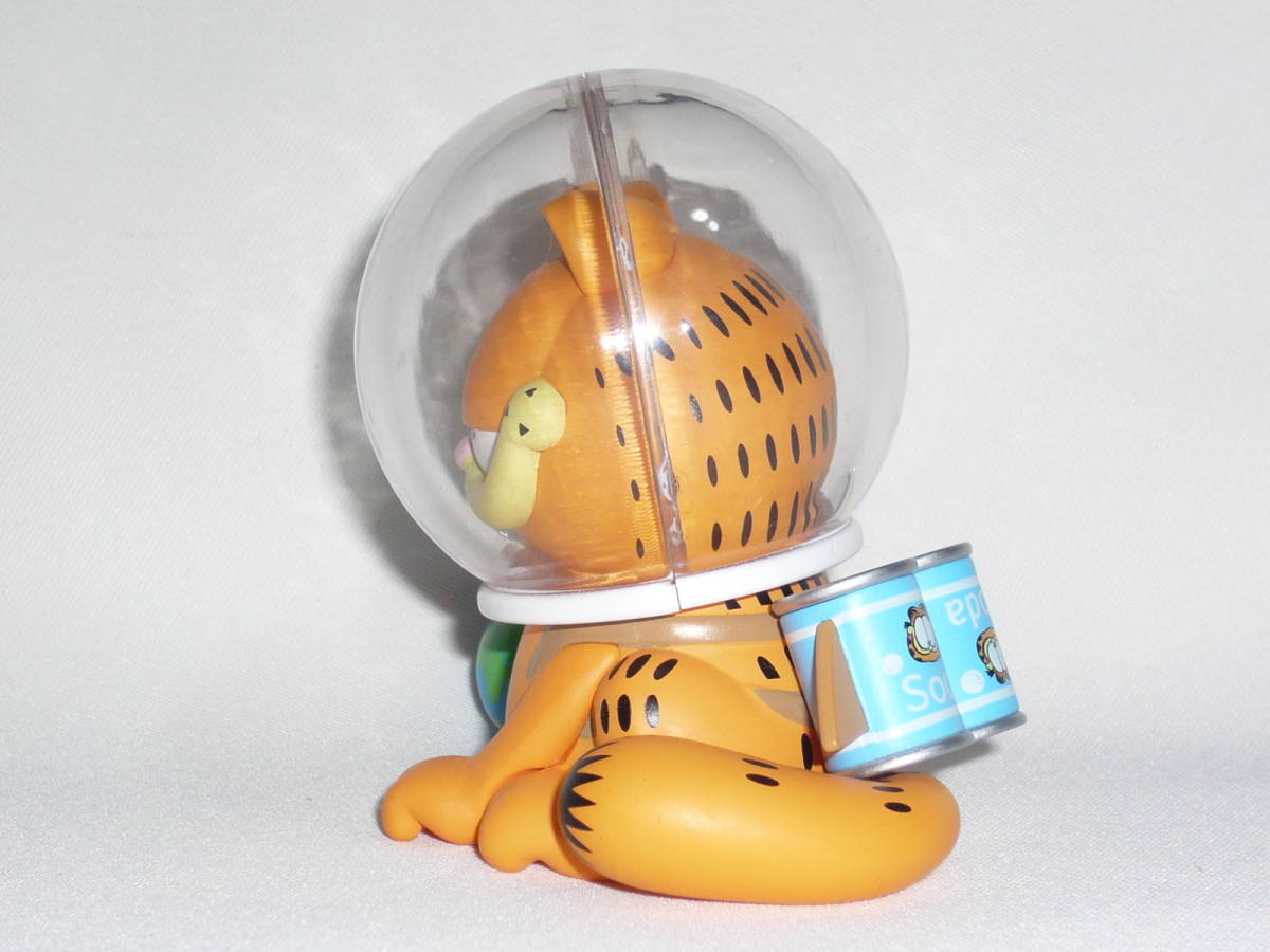 POPMART GARFIELD DAY DREAM серии 1 вид Pop-top Astronaut б/у товар pop mart Garfield космонавт фигурка эмблема 