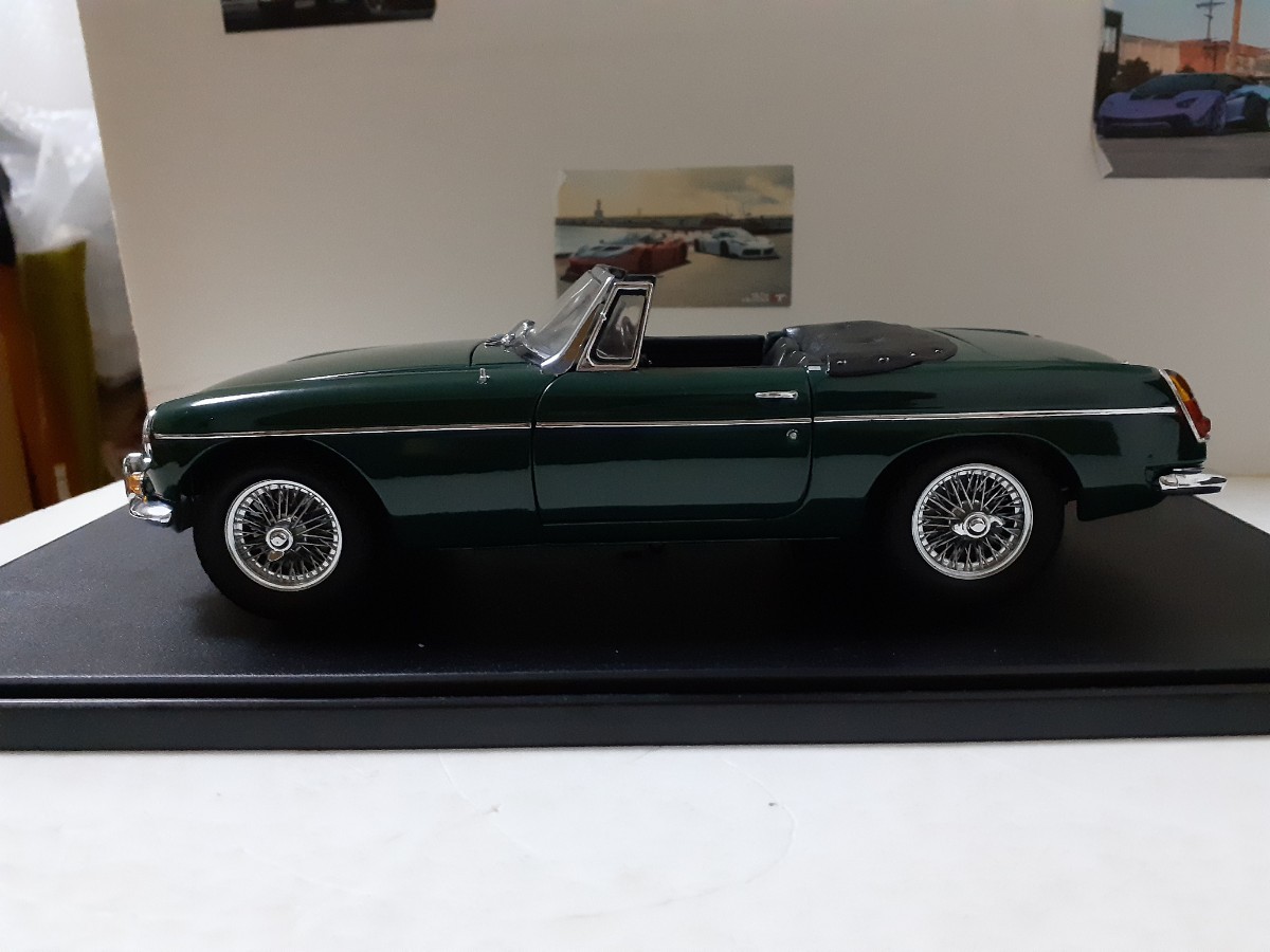 京商 1/18 MGB Mk1 本体＋ディスプレイケース_画像3