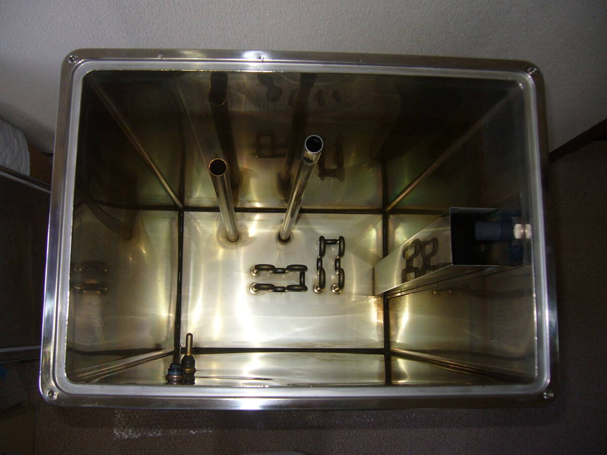 美品】 iTomic EWR65BNN240B0 (単相200V) イトミック 壁掛 電気 美品】 iTomic EWR65BNN240B0 (単相200V) イトミック 壁掛 電気