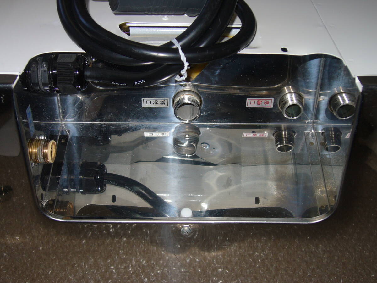 美品】 iTomic EWR65BNN240B0 (単相200V) イトミック 壁掛 電気 美品】 iTomic EWR65BNN240B0 (単相200V) イトミック 壁掛 電気