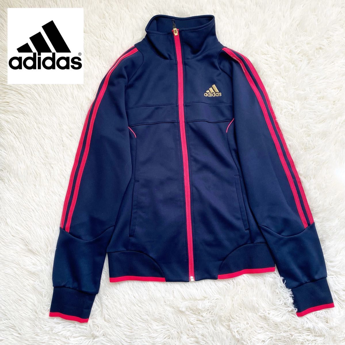 美品】adidas アディダス ストライプジャージ トップス 紺 美品】adidas アディダス ストライプジャージ トップス 紺