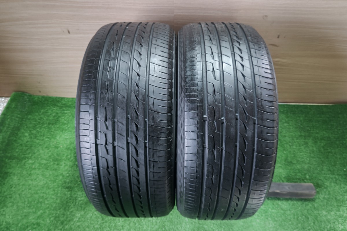 中古タイヤ BRIDGESTON REGNO GR-XⅡ 225/45R17 2本 スカイライン ランサー インプレッサ フォレスター アコードワゴン等 A318_画像1