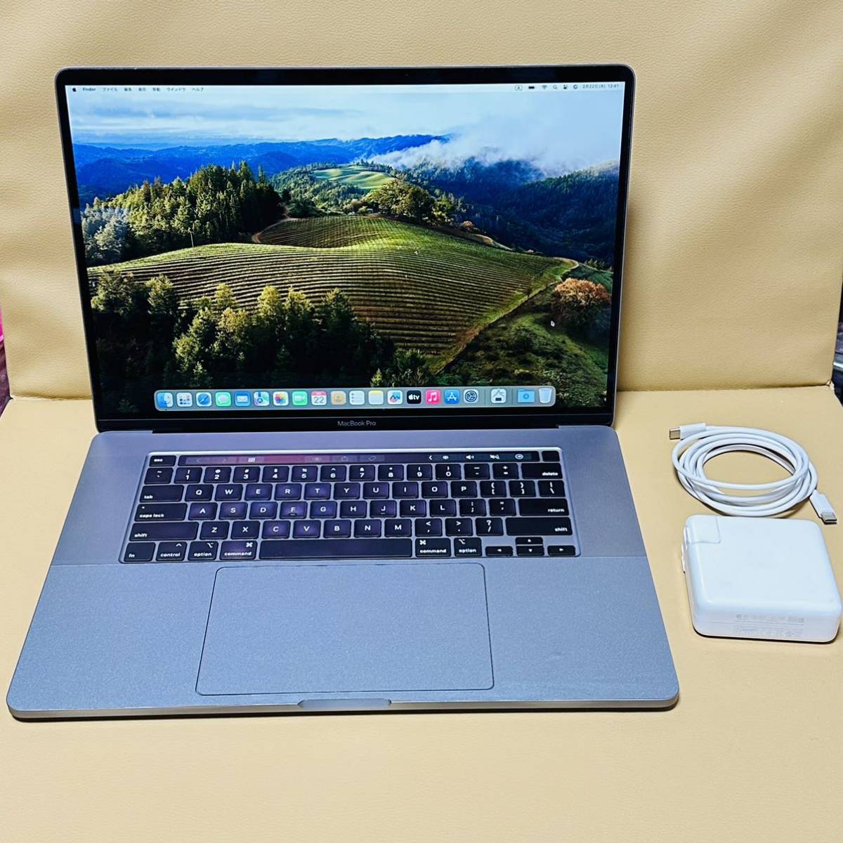 Apple Macbook Pro 16 2019 スペースグレー Intel i9 2.4GHz/Radeon Pro 5500M/メモリ64 GB/ストレージ 1TB SSD/Sonoma & Windows 11 Pro_画像1