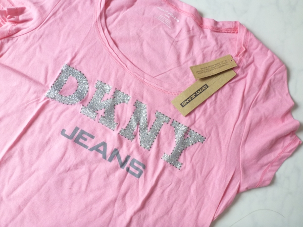 新品DKNY JEANS ダナキャランニューヨーク ジーンズ　ピンク　半袖Ｔシャツ　Ｍ_画像2