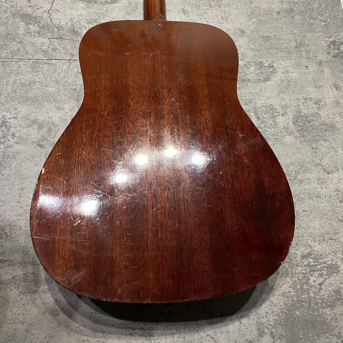 YAMAHA ヤマハ FG140 長体ロゴ 1969年前期モデル 赤ラベル YAMAHA ヤマハ FG140 長体ロゴ 1969年前期モデル 赤ラベル
