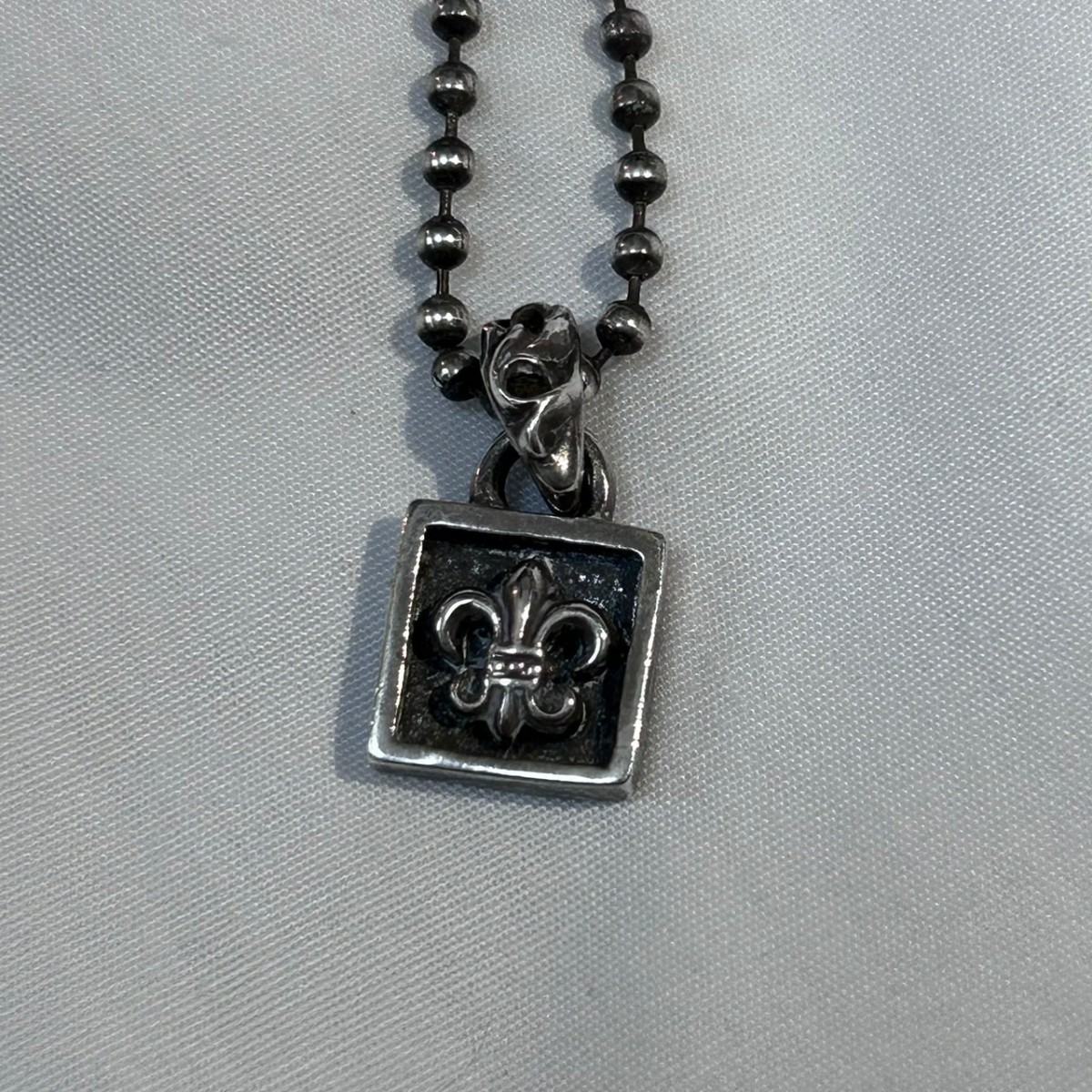 クロムハーツ Chrome Hearts ネックレス framed bs fleur charm　フレームド ビーエス フレア チャーム_画像3